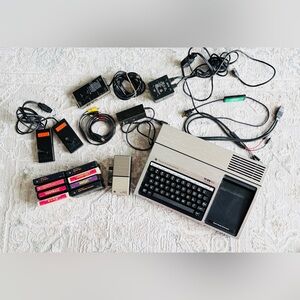 TI-99/4A Console Bundle - TESTED - Speech Synth - 8 Games